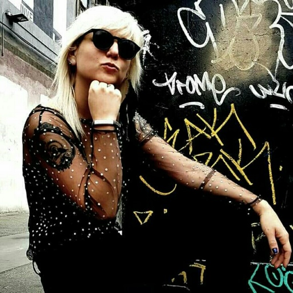 Meet your Posher, Harley - Picture 2 of 3